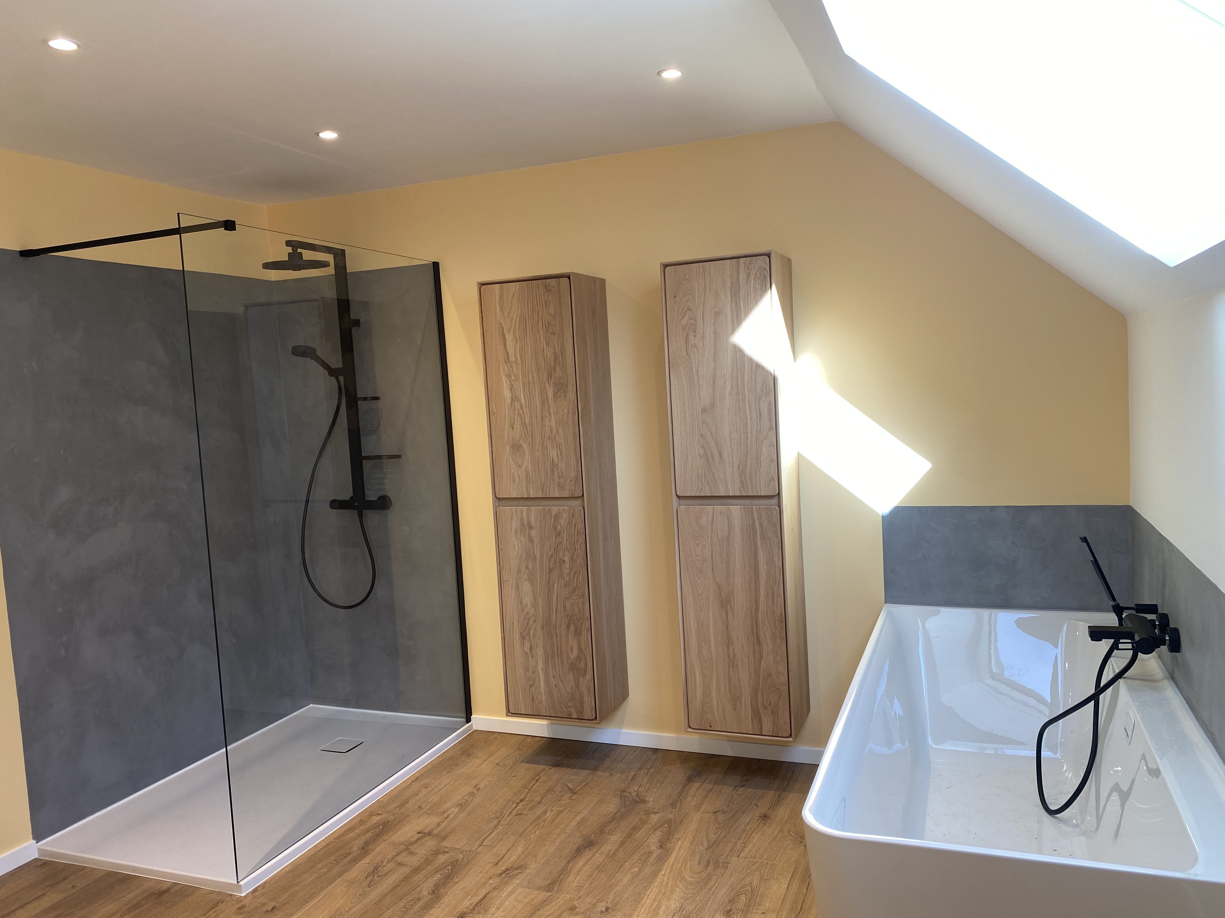 Douche et contour baignoire en mortex teinte BM 60 photo apres